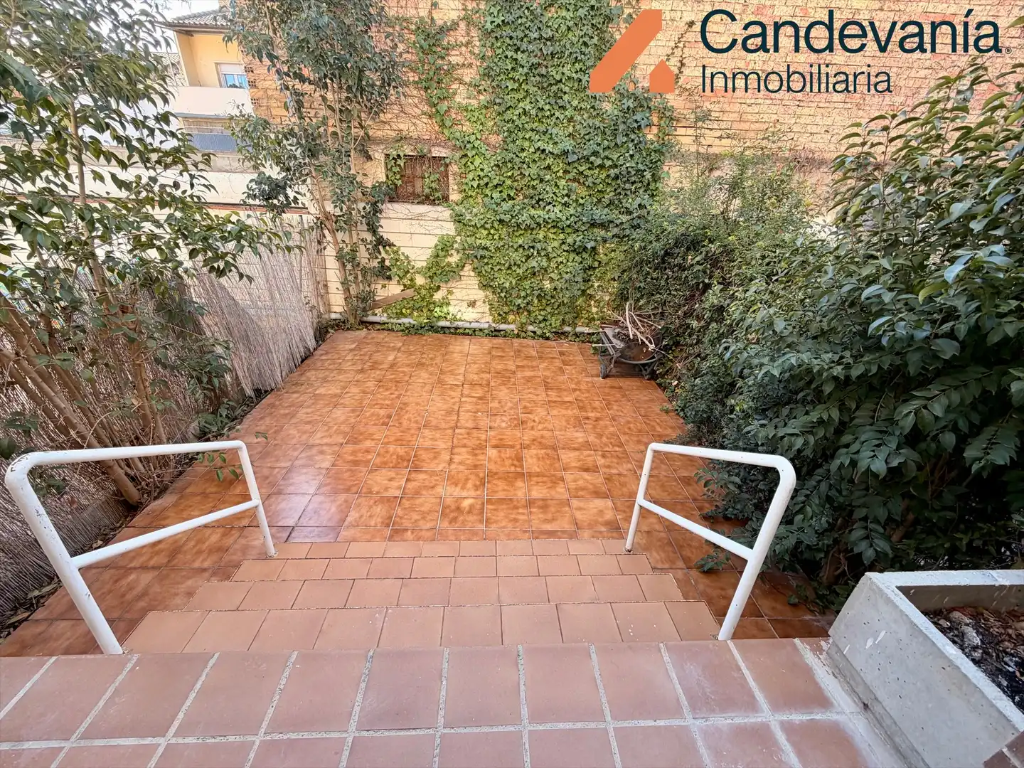 Terrace of Detached homes for sale in Villanueva de Gállego  with Heating, Storage room and Community pool