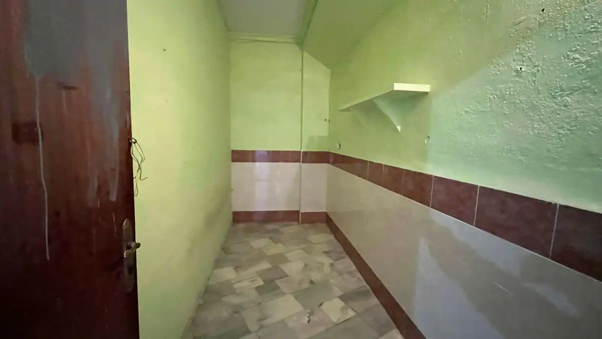 Flat for sale in PORTUGAL, 4, Lora del Río