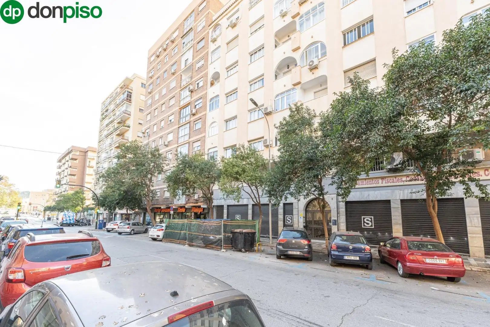 Vista exterior de Oficina en venda en Málaga amb Aire condicionat, Terrassa i Moblat