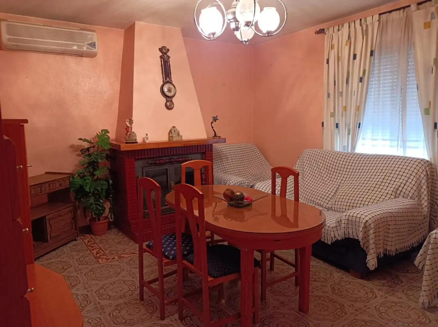 Dining room of Houses for sale in Huesa  with Air Conditioner, Swimming Pool and Furnished