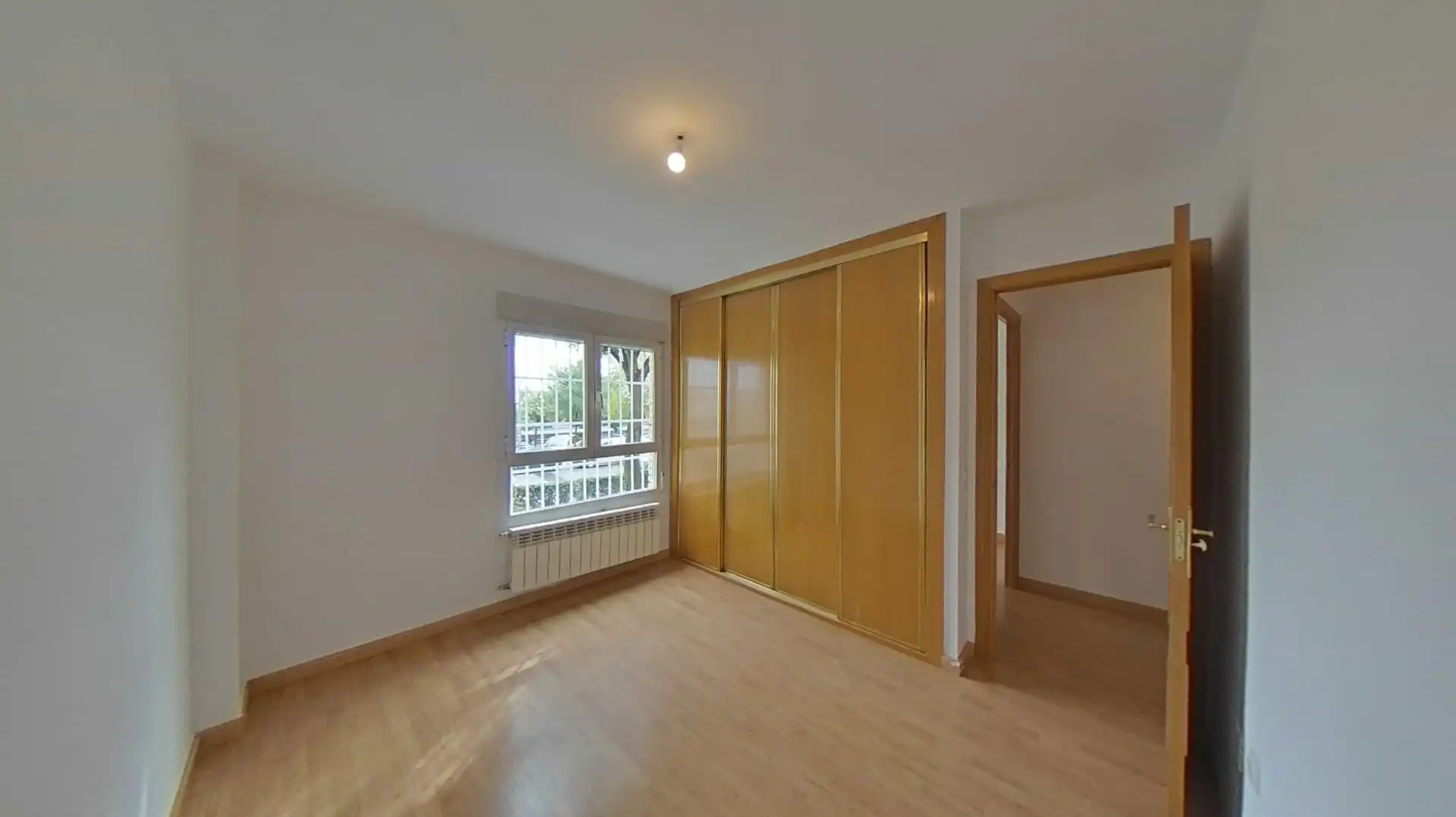 Bedroom of Flat for sale in Fuenlabrada
