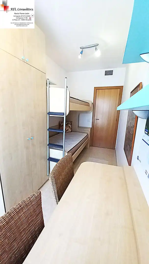 Dormitori de Apartament en venda en L'Ampolla amb Calefacció i Balcó