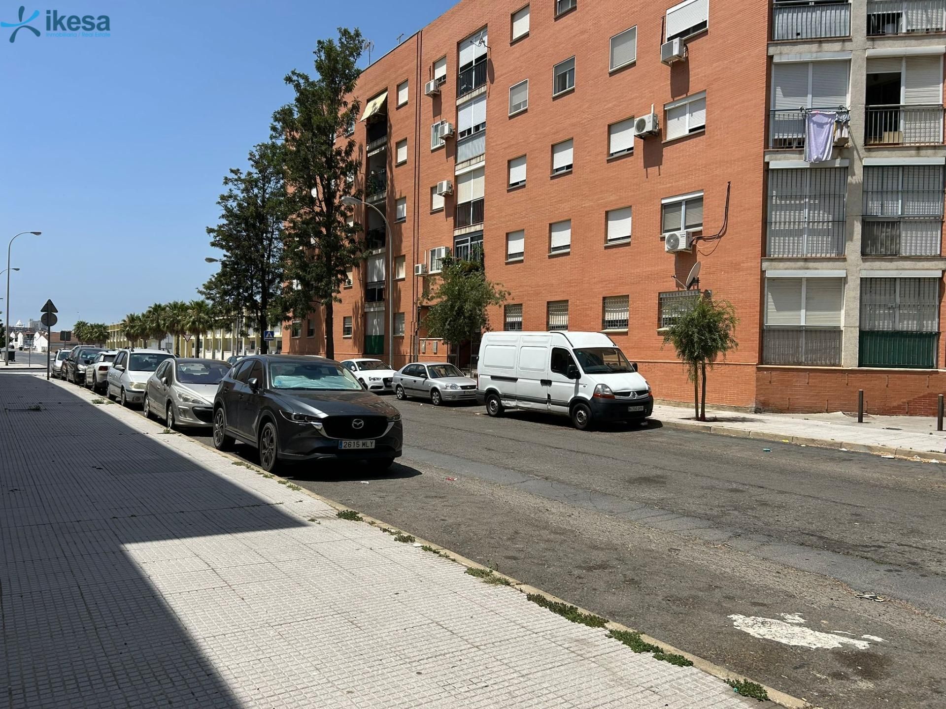 Vista exterior de Pis en venda en  Huelva Capital