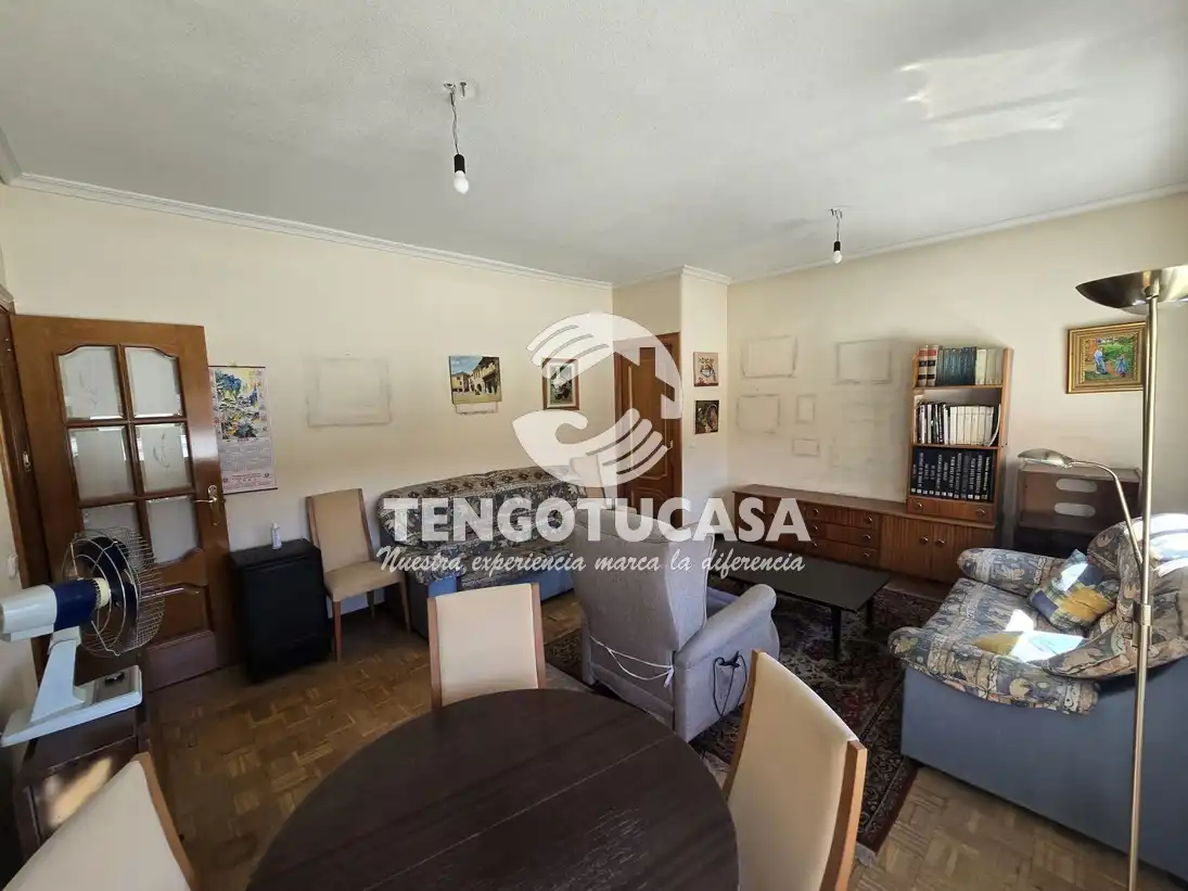 Living room of Flat for sale in Madrid  with Heating, Storage room and Furnished