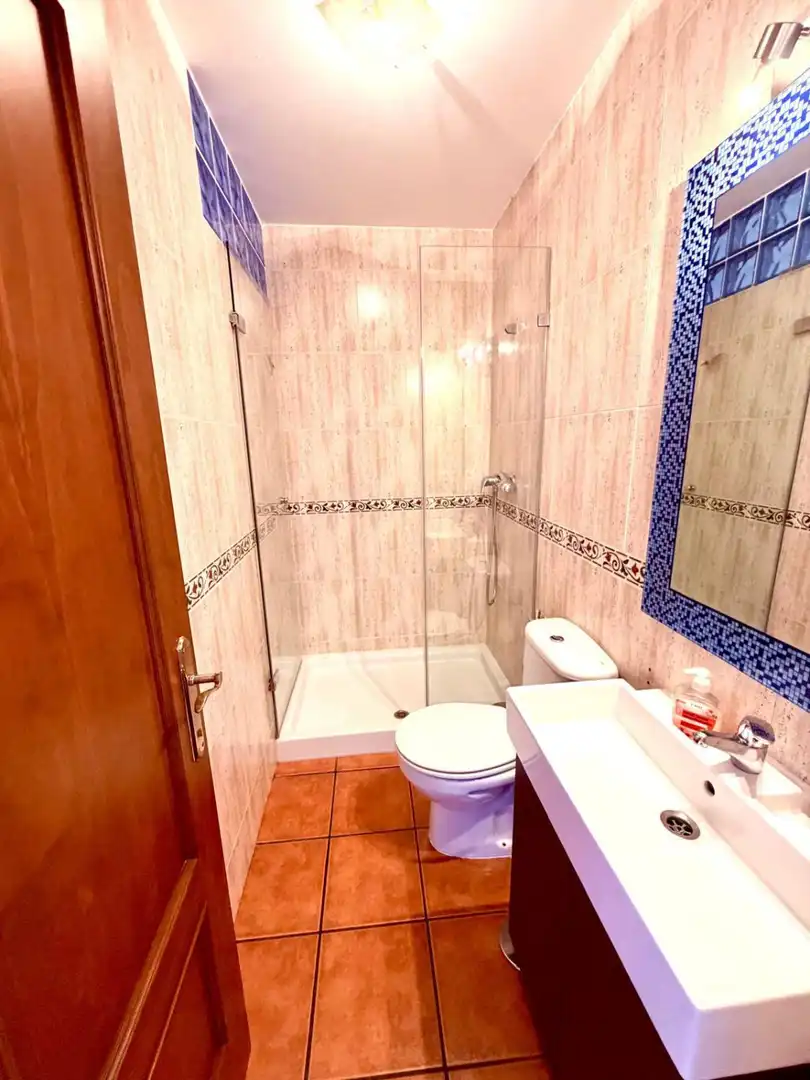 Bathroom of Houses for sale in Fuengirola  with Air Conditioner, Heating and Private garden