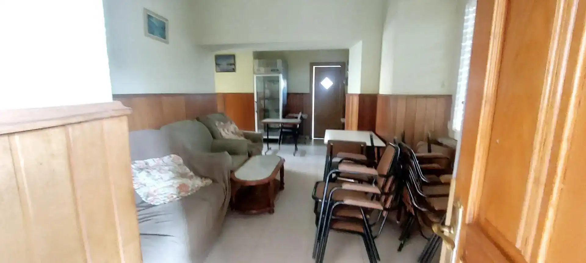 Wohnzimmer von Geschaftsraum zum Verkauf in Trabada
