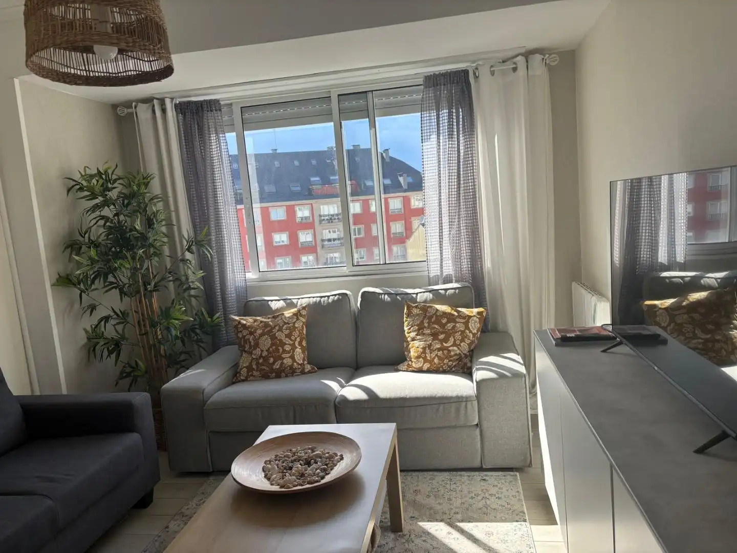 Living room of Flat for sale in Ferrol  with Heating, Storage room and Furnished