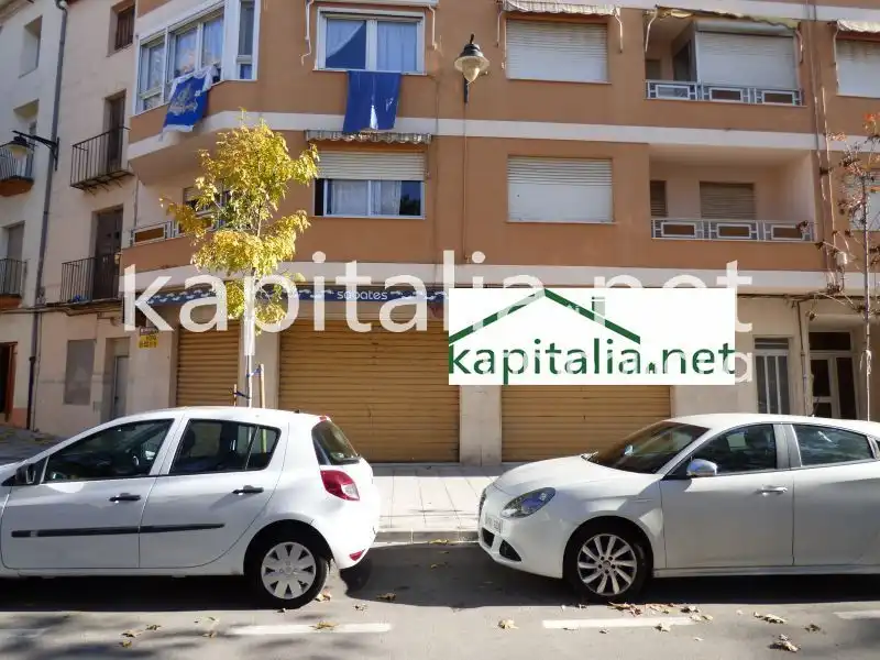 Locale commerciale in vendita a Centro