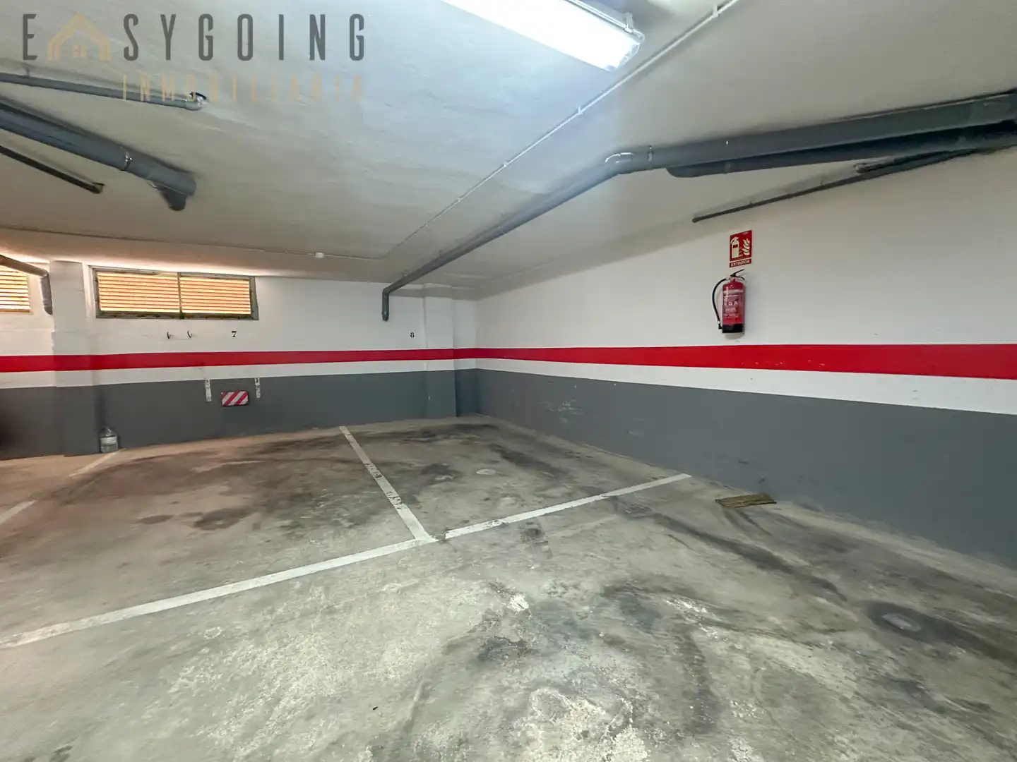 Piso con terraza en venta en Carrer Caritat 40, imagen 32