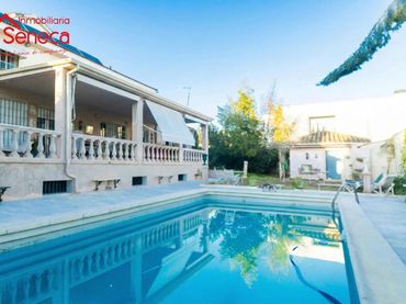 Detached house with pool for sale in francisco chico mendez