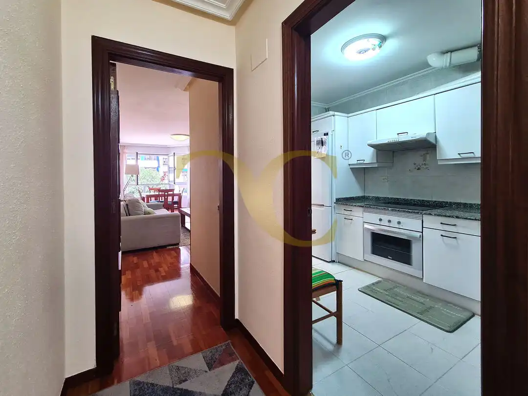 Kitchen of Apartments for sale in Oviedo   with Heating and Furnished