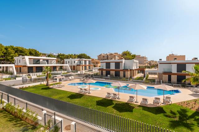 Casa-adosada en Venta en Carrer des Moll en Cala Ratjada
