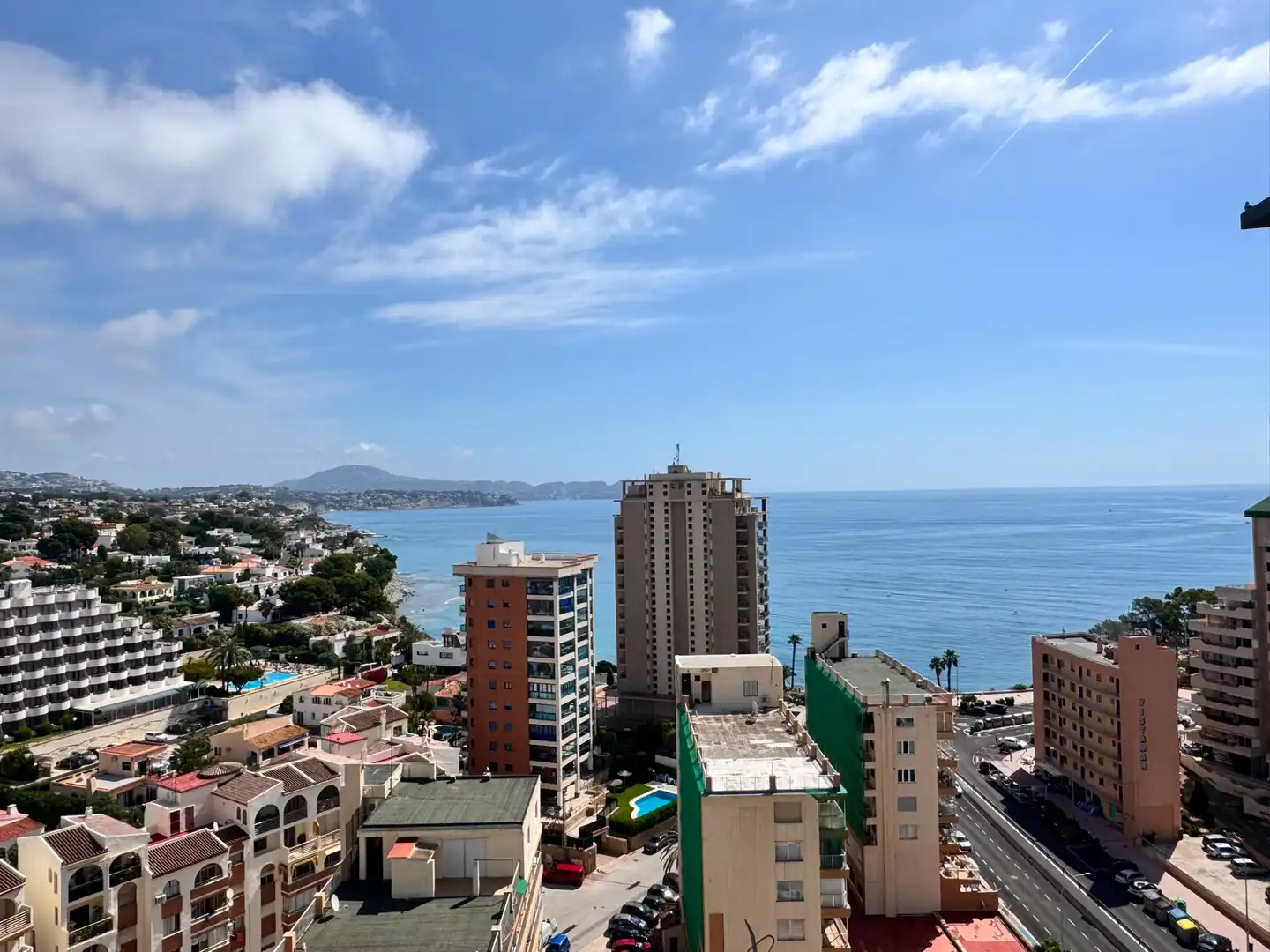 Piso con ascensor en venta en Avenida Rosa de los Vientos 11, imagen 2
