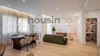 Living room of Flat for sale in  Madrid Capital  with Air Conditioner, Heating and Terrace