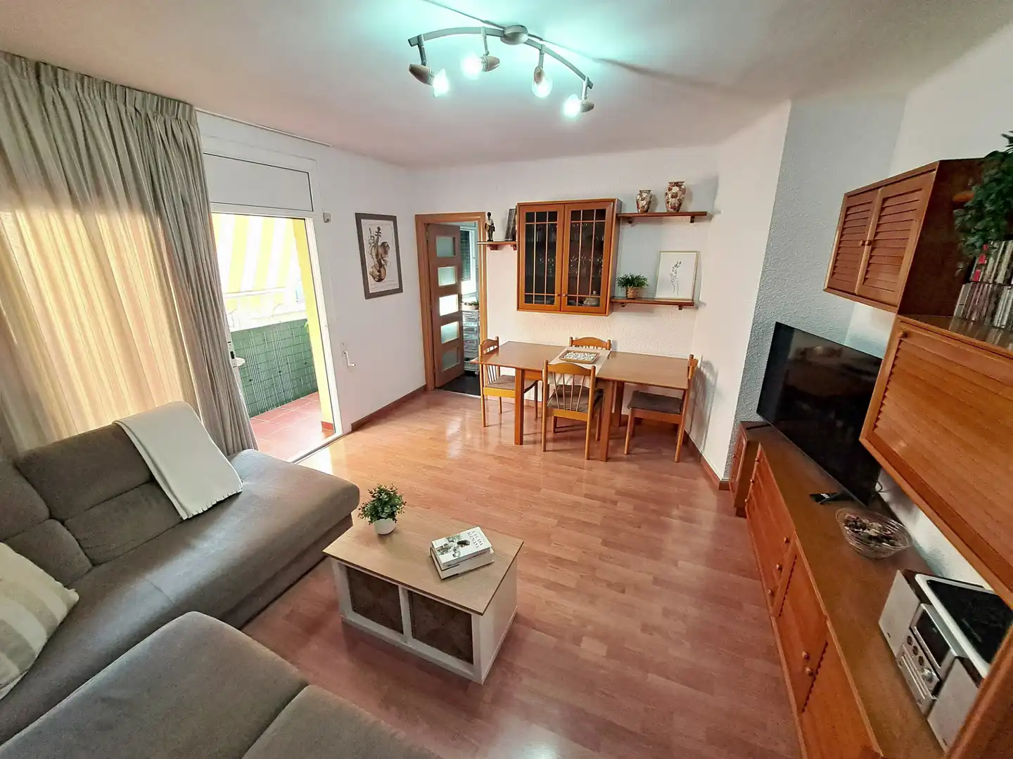 Living room of Flat for sale in Els Molins