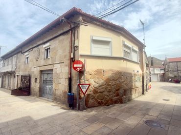 Casa in vendita a Calle SANTA MARIÑA