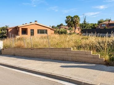 Terreno residenziale in vendita a Cinc Sènies