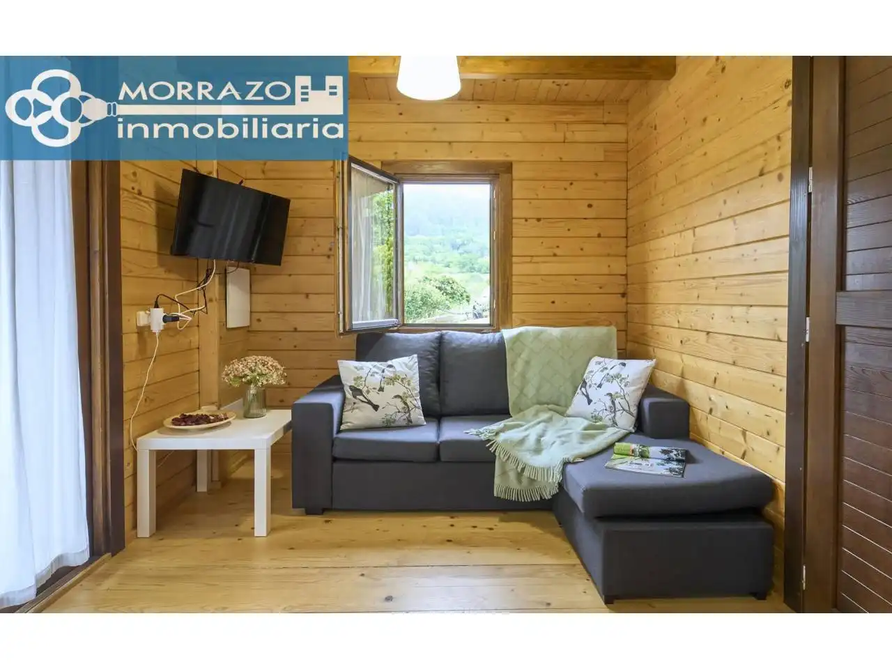 Sala d'estar de Casa o xalet en venda en Bueu amb Calefacció, Terrassa i Moblat
