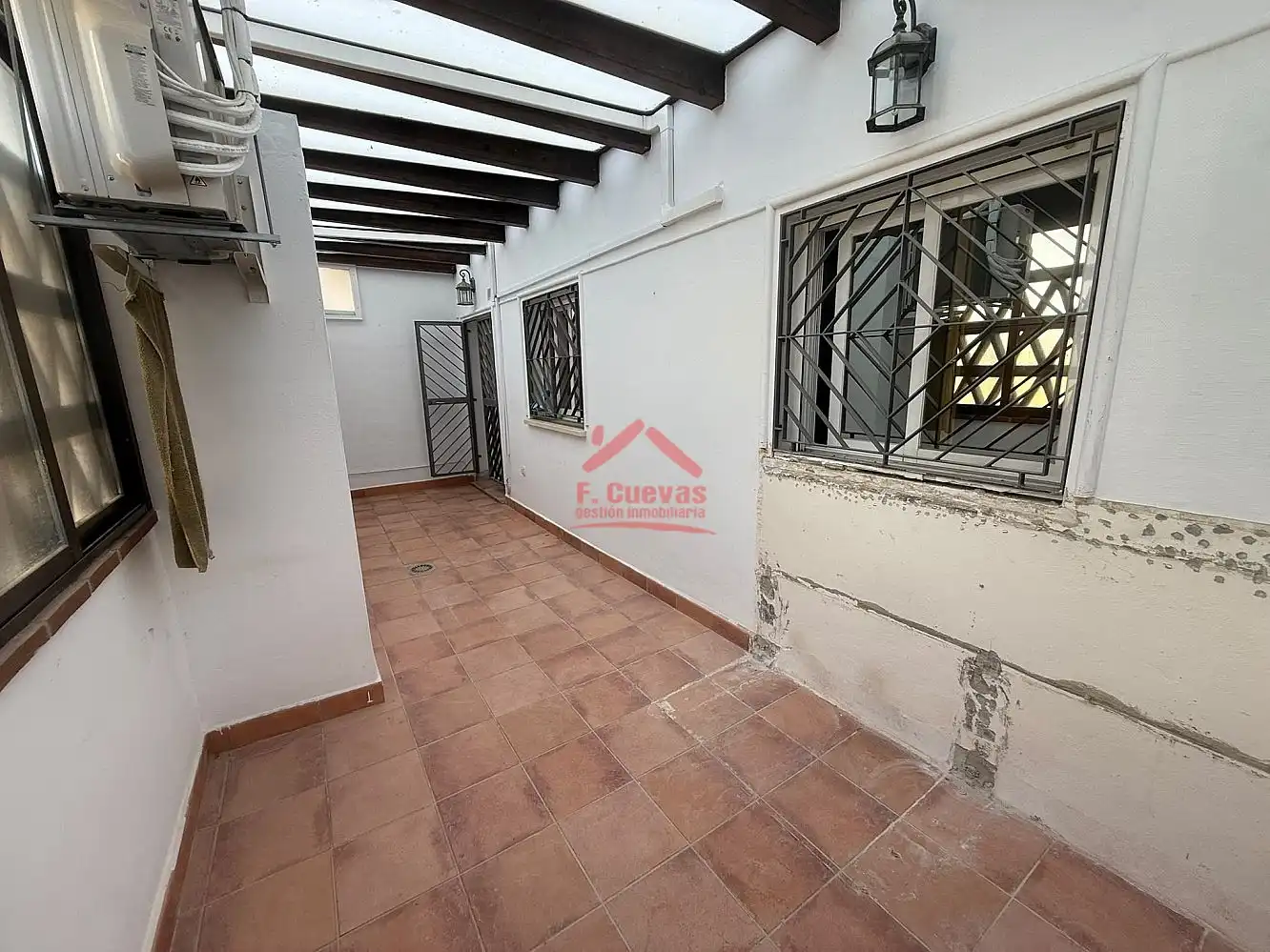 Vista exterior de Apartament en venda en Vélez-Málaga amb Aire condicionat, Calefacció i Jardí privat