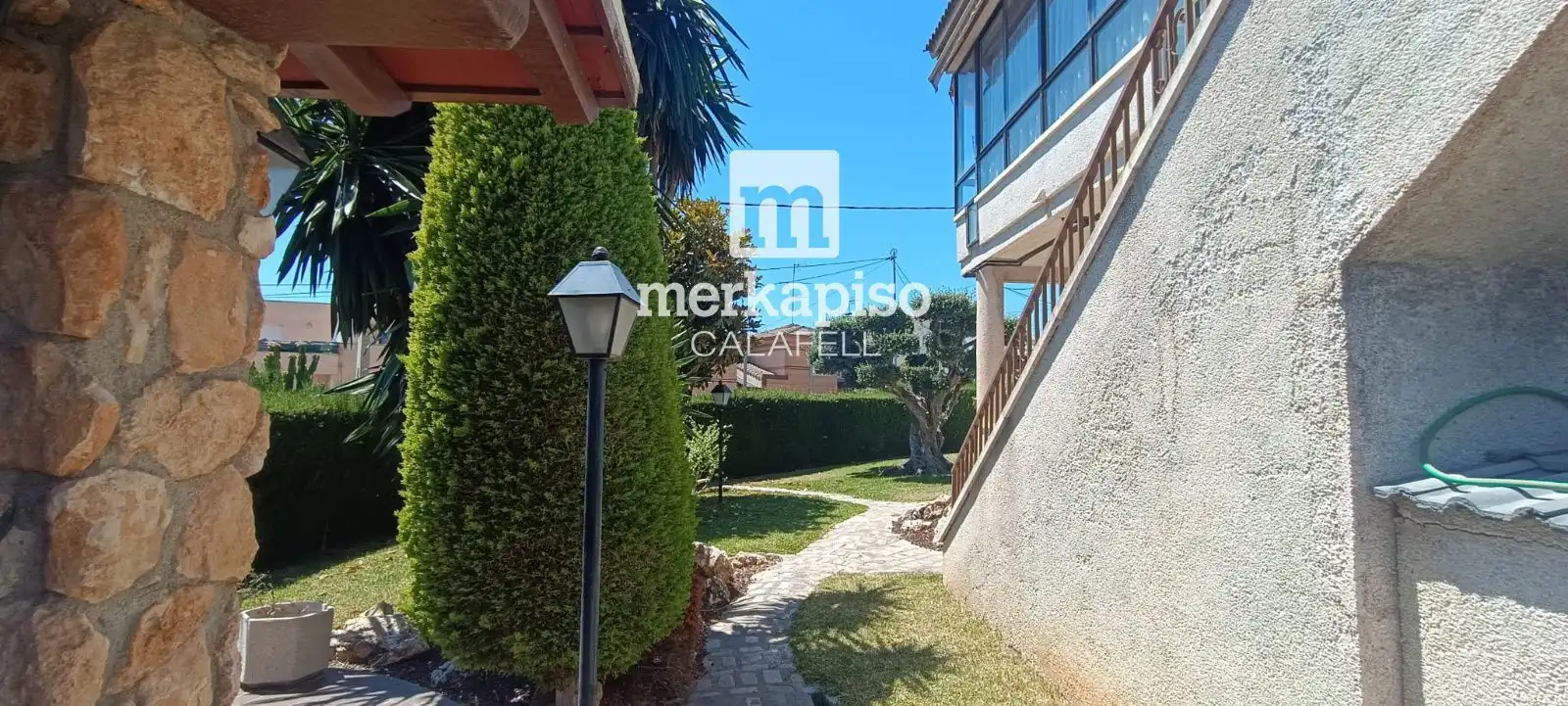 Vista exterior de Casa o xalet en venda en Calafell amb Aire condicionat, Calefacció i Terrassa