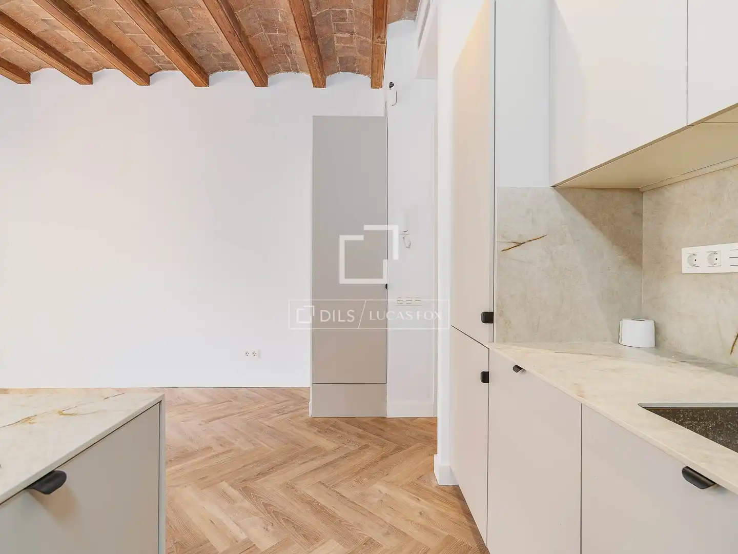 Cuina de Pis en venda en Barcelona amb Aire condicionat, Calefacció i Parquet