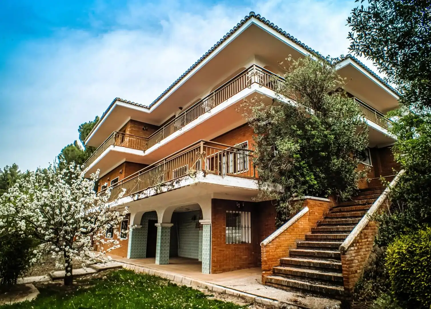Casa con piscina en venta en Loja