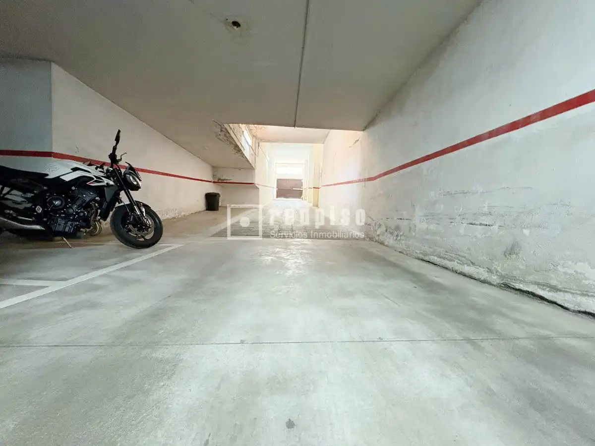 Parkplatz von Garage zum Verkauf in Málaga