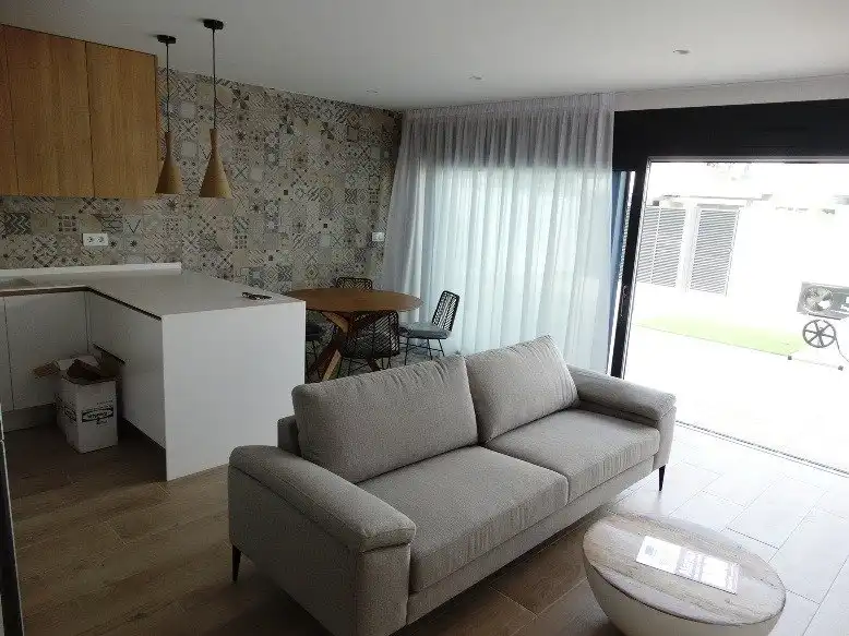 Chalet con piscina en venta en Pilar de la Horadada ciudad, imagen 2