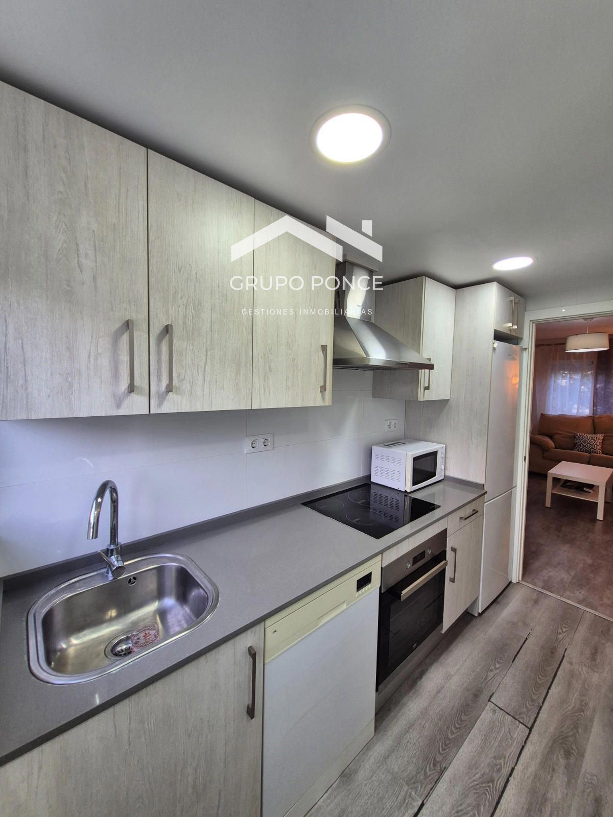 Kitchen of Flat to rent in Jerez de la Frontera  with Air Conditioner and Furnished