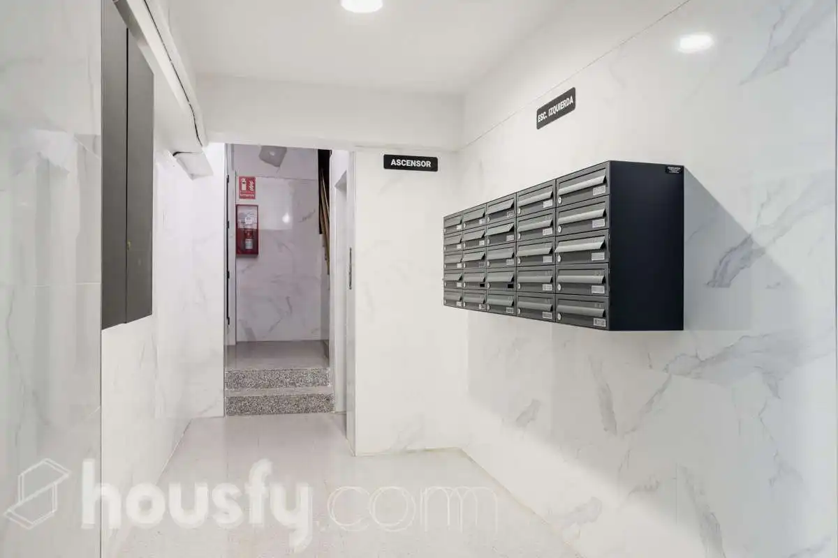 Piso con terraza en venta en Passeig de la Salzereda ., imagen 4