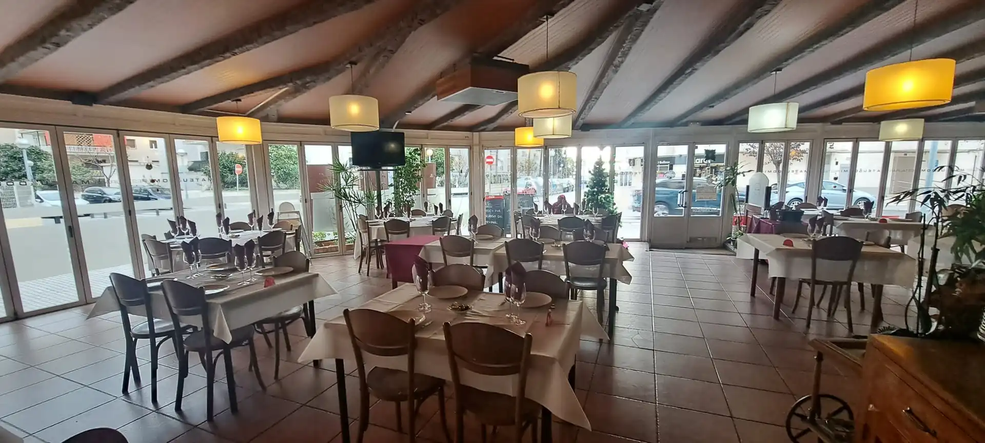 Business premises for sale in Carrer de Montserrat Caballé, imagen 2