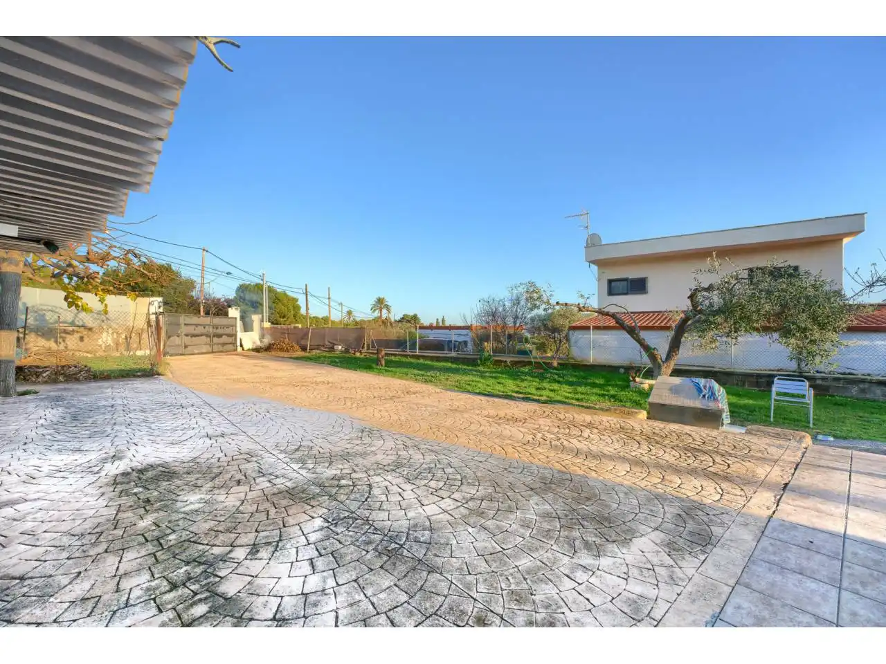 Jardí de Casa o xalet en venda en Vilanova i la Geltrú amb Aire condicionat i Jardí privat