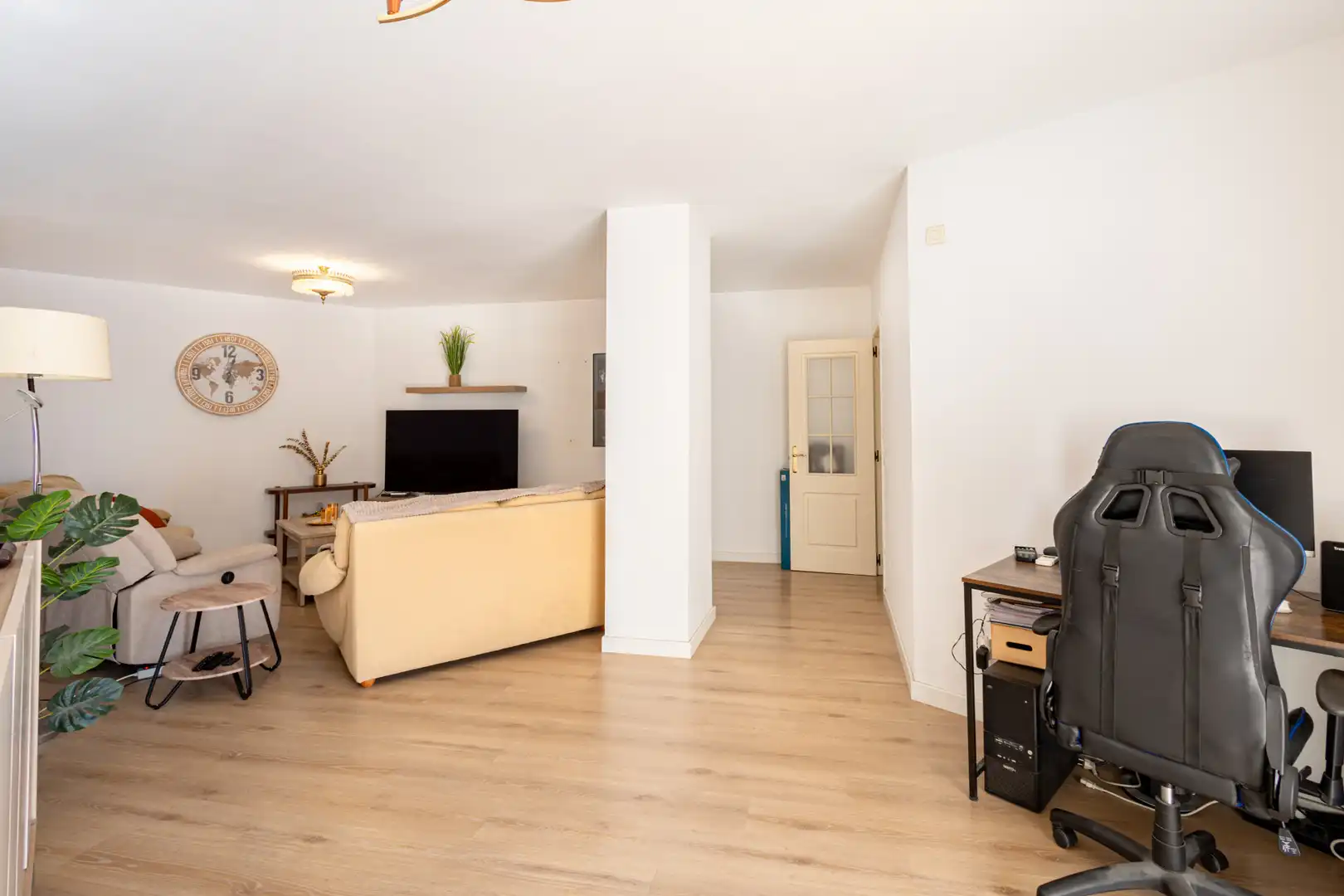 Wohnzimmer von Wohnungen zum Verkauf in Marbella mit Klimaanlage, Terrasse und Möbliert