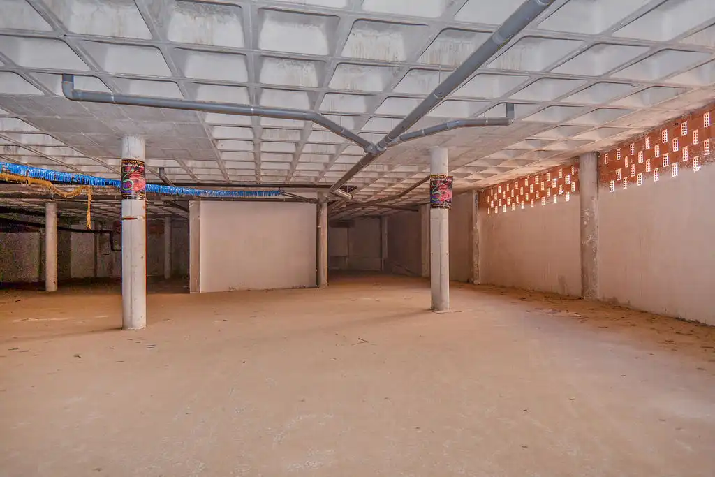 Business premises for sale in C/ De Villeurbanne, imagen 8