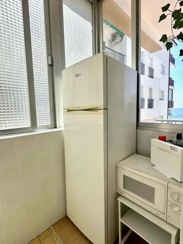 Cocina de Apartamento en venta en Almuñécar con Aire acondicionado, Amueblado y Balcón