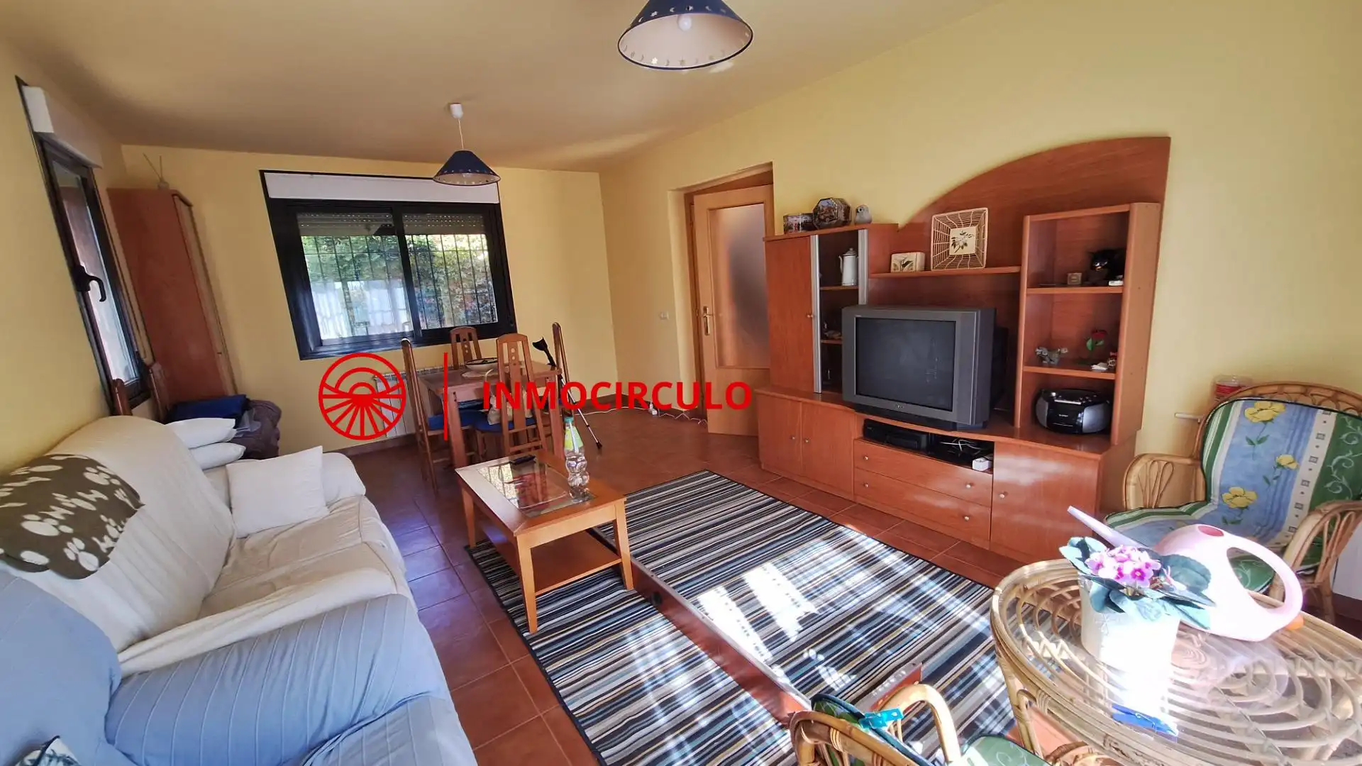 Vista exterior de Casa adosada en venta en Cogollos con Calefacción y Jardín privado
