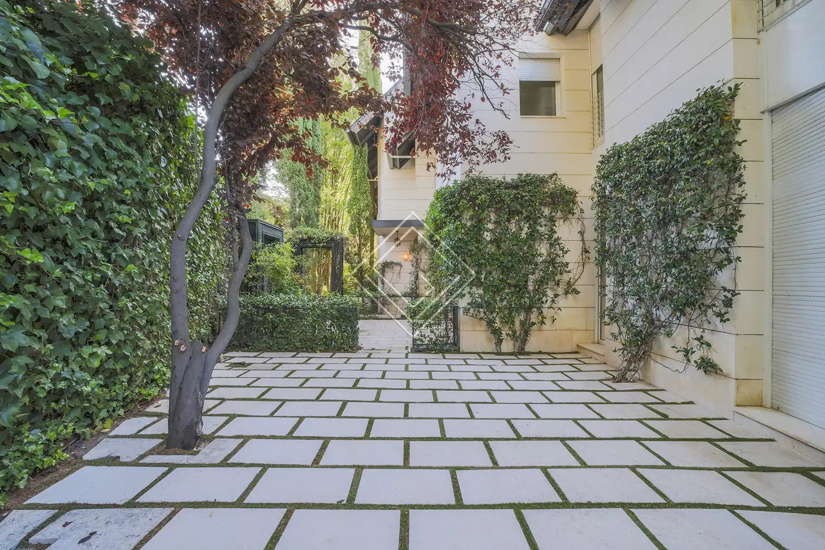 Jardín de Casa o chalet en venta en Madrid con Aire acondicionado, Calefacción y Jardín privado