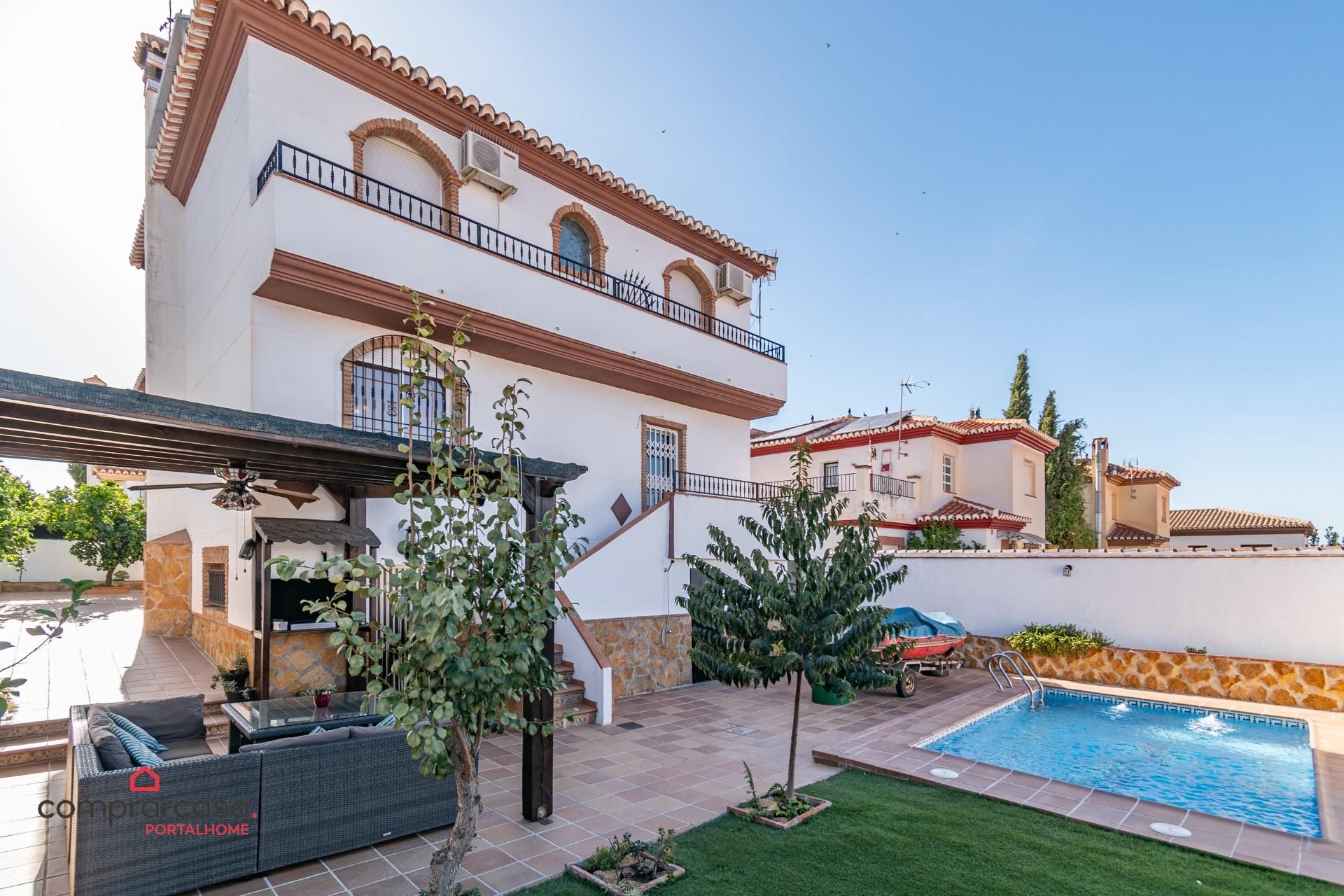 Vista exterior de Casa o xalet en venda en Cúllar Vega