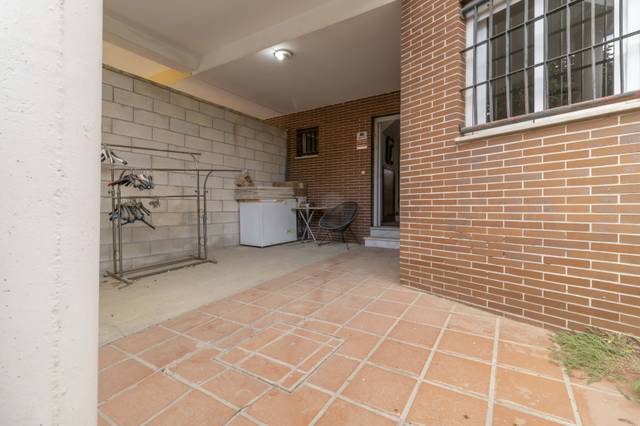 Casa adosada en Venta en Palmete
