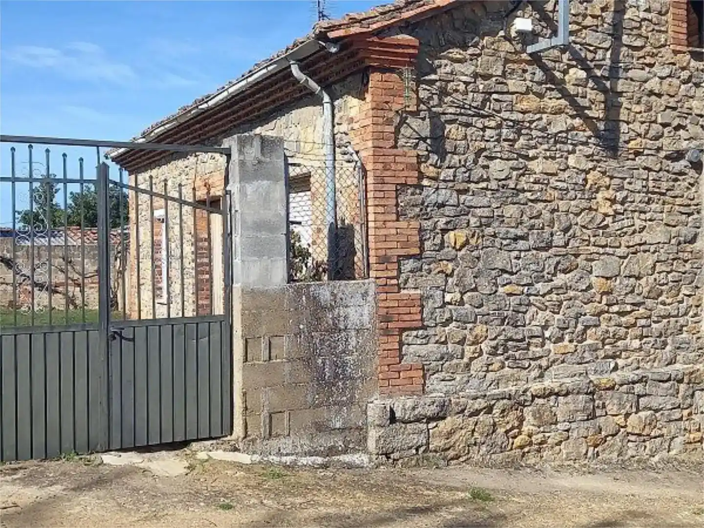 Vista exterior de Finca rústica en venda en Cistierna