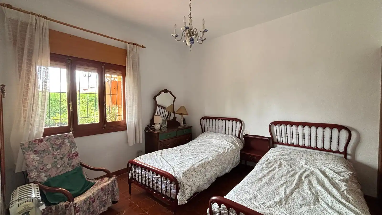 Dormitori de Casa o xalet en venda en Cartagena amb Jardí privat
