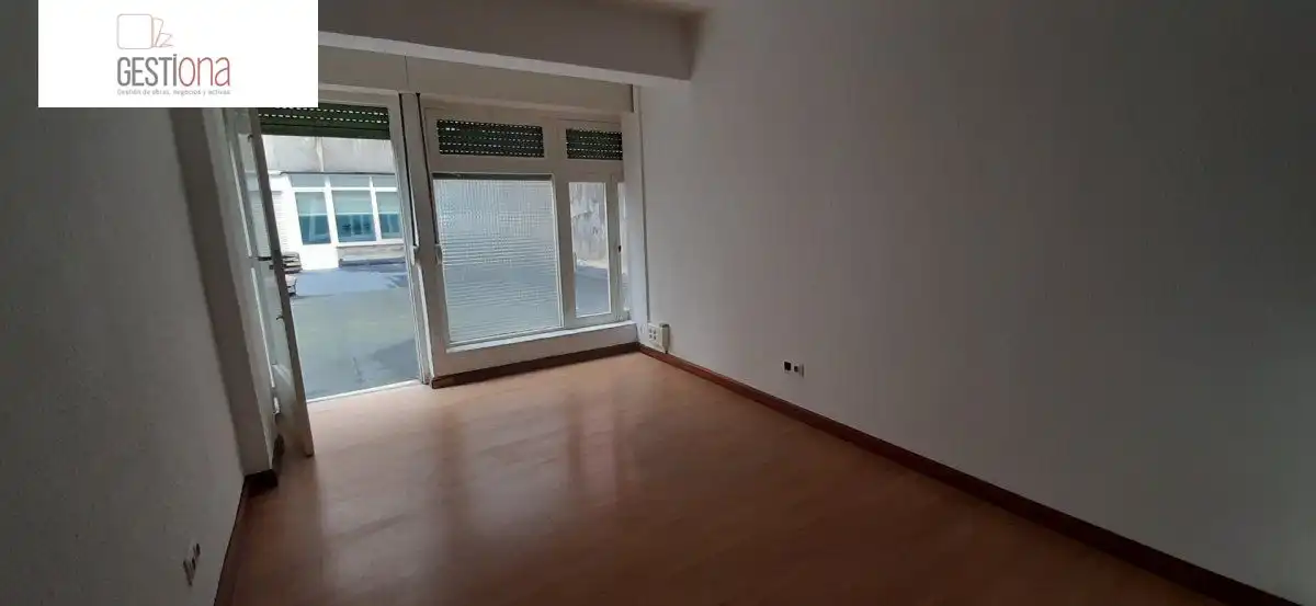 Local en venta en Santander con Terraza