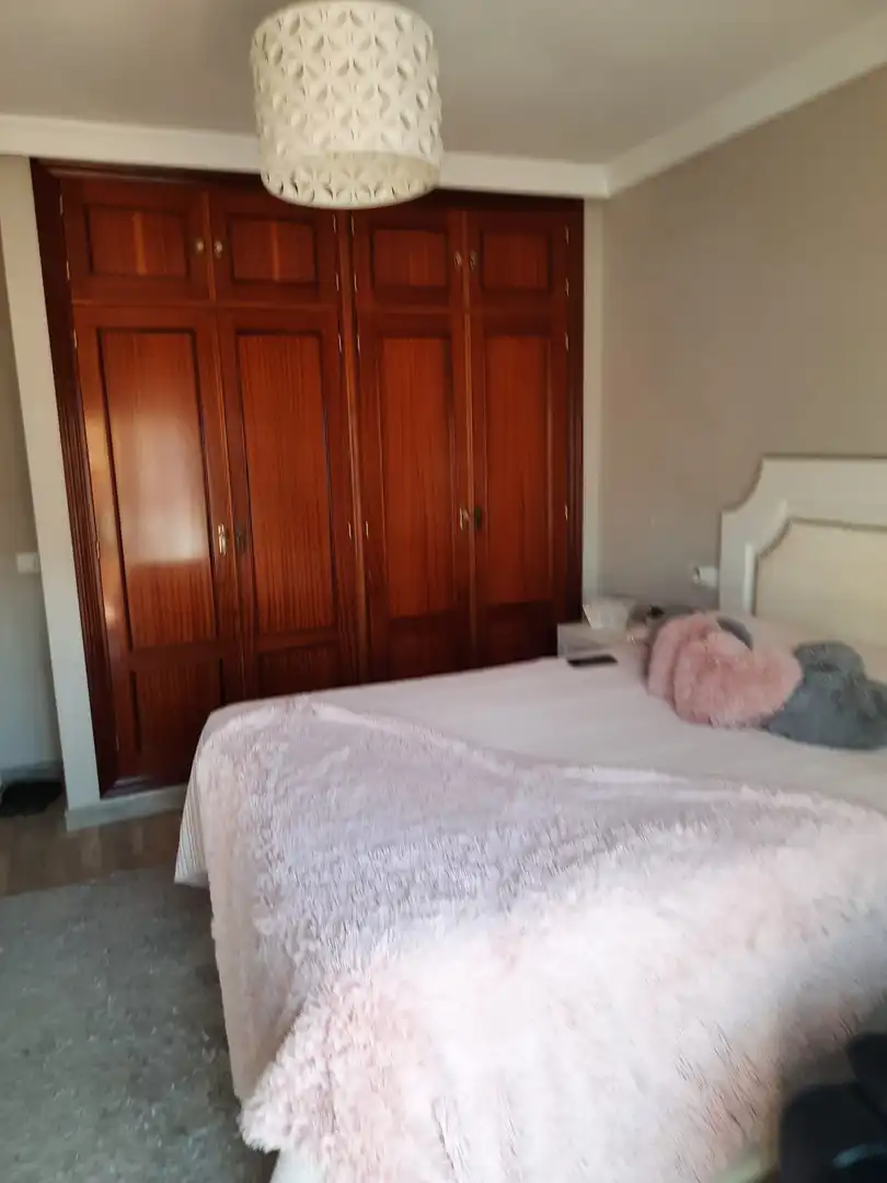Habitación de Casa adosada en venta en La Línea de la Concepción con Aire acondicionado