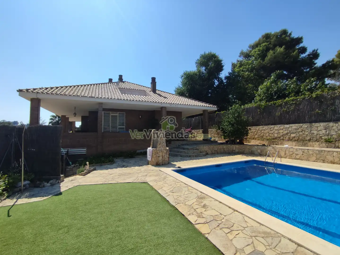 Houses for sale in Ronda Montmany, 36, Pallejà