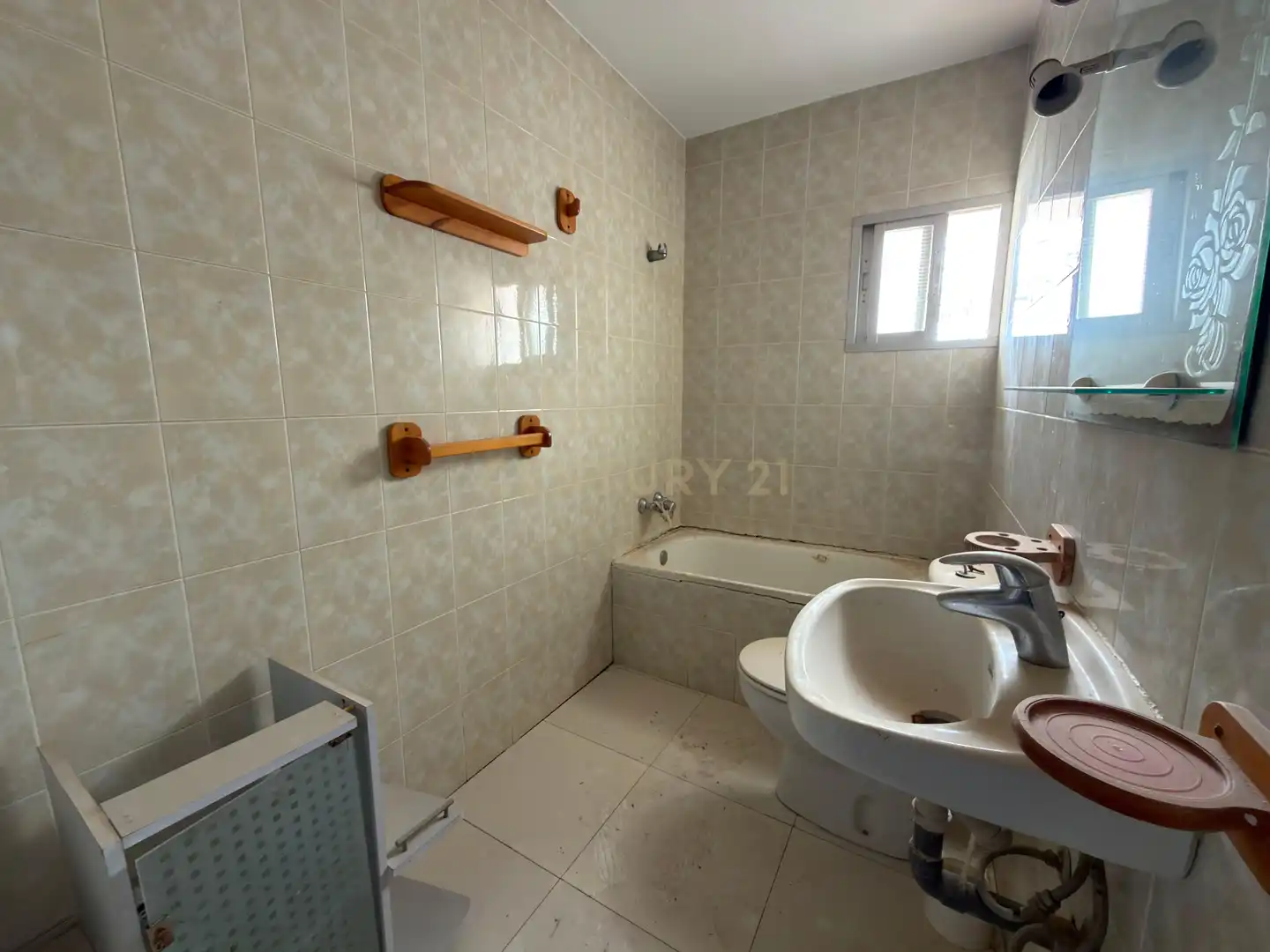 Badezimmer von Gebäude zum Verkauf in Álora