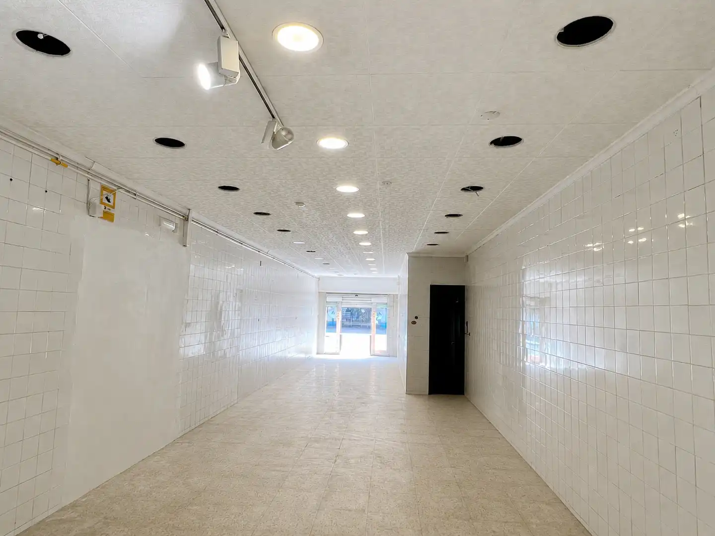 Business premises to rent in Carrer de Corominas, imagen 4