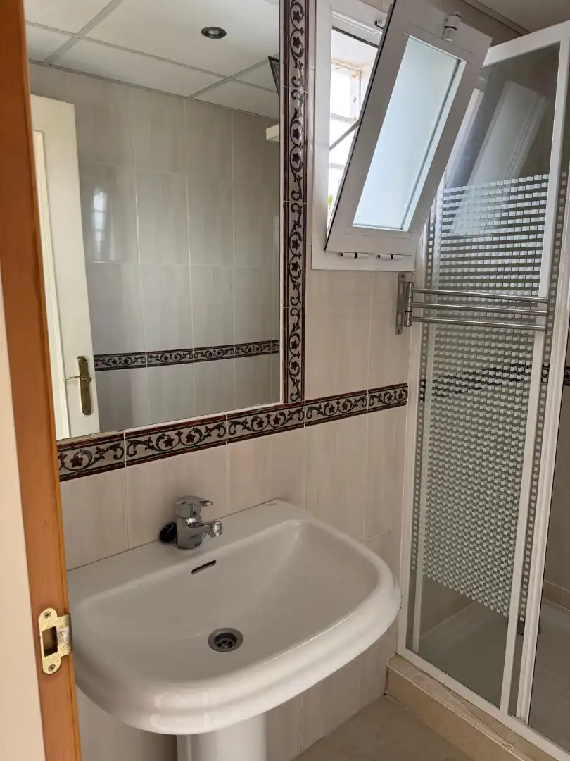 Appartement compact avec piscine à louer à Puente Romano 101, imagen 7