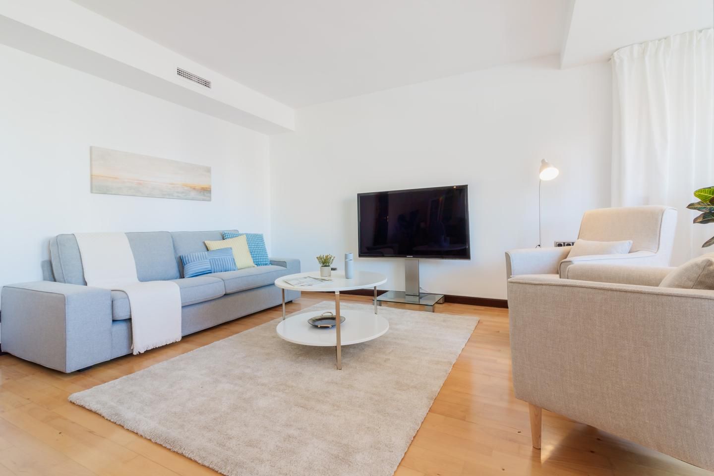 Sala d'estar de Loft de lloguer en  Madrid Capital amb Aire condicionat, Calefacció i Parquet