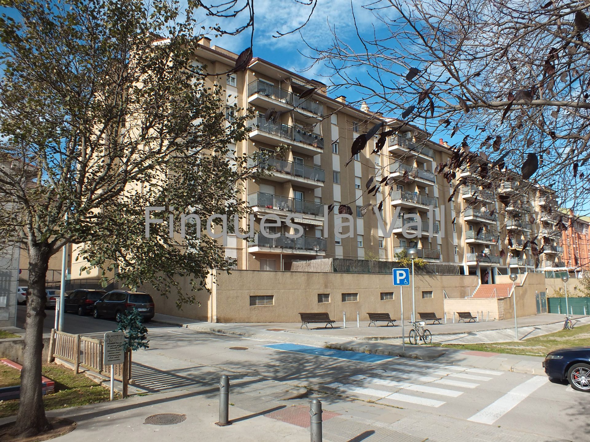 Exterior view of Flat for sale in Vic  with Heating and Balcony