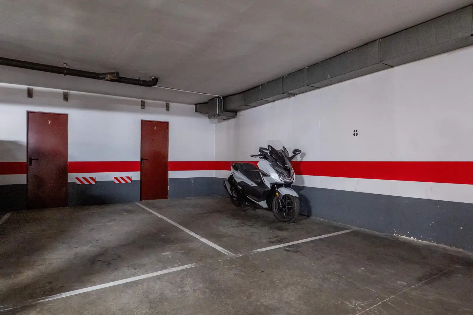 Parkplatz von Erdgeschoss zum Verkauf in Zaragoza mit Klimaanlage, Heizung und Terrasse